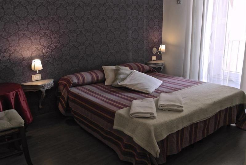 Guest House Casa Vicenza روما المظهر الخارجي الصورة