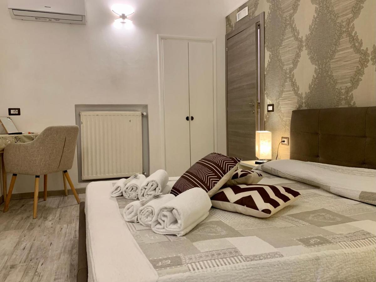 Guest House Casa Vicenza روما المظهر الخارجي الصورة