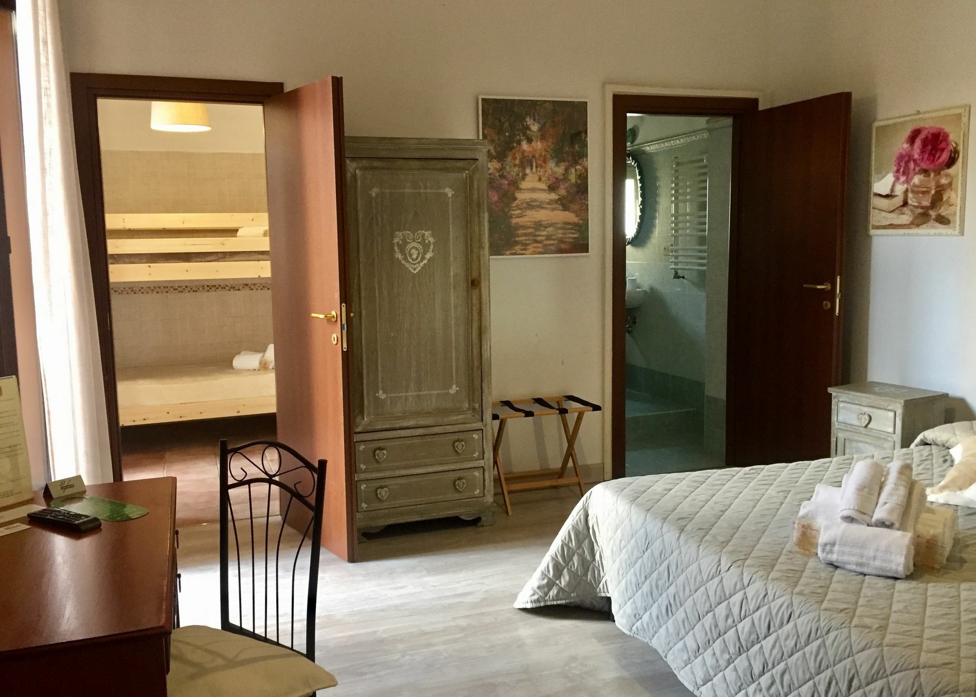Guest House Casa Vicenza روما المظهر الخارجي الصورة