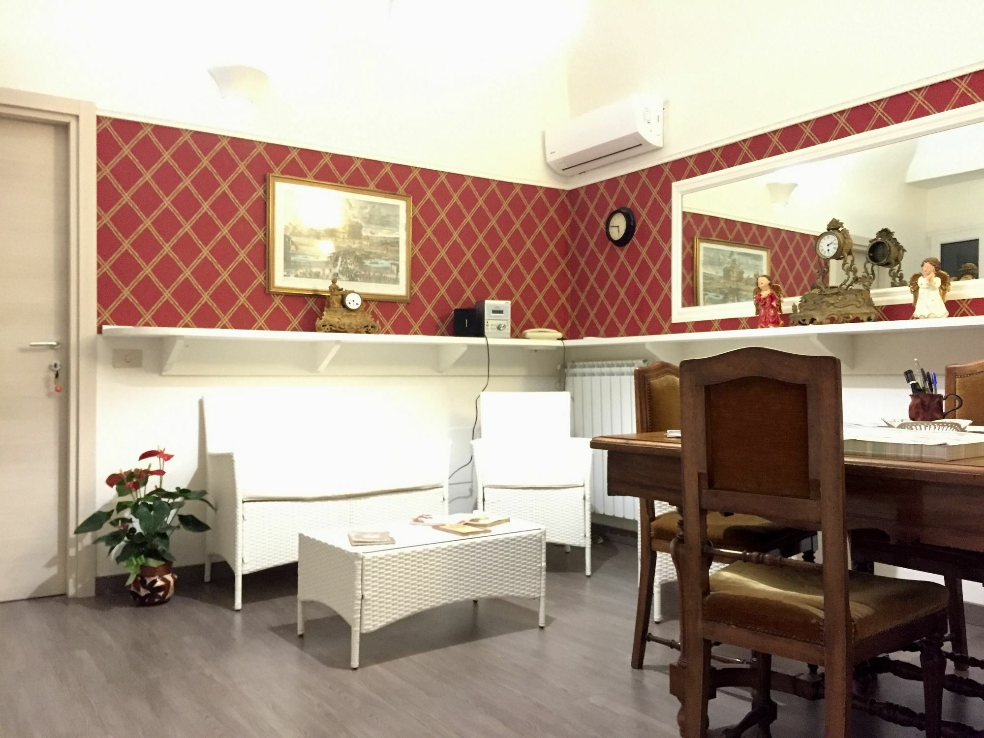 Guest House Casa Vicenza روما المظهر الخارجي الصورة